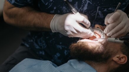 The Benefits of Having an Emergency Dentist Available After Hours